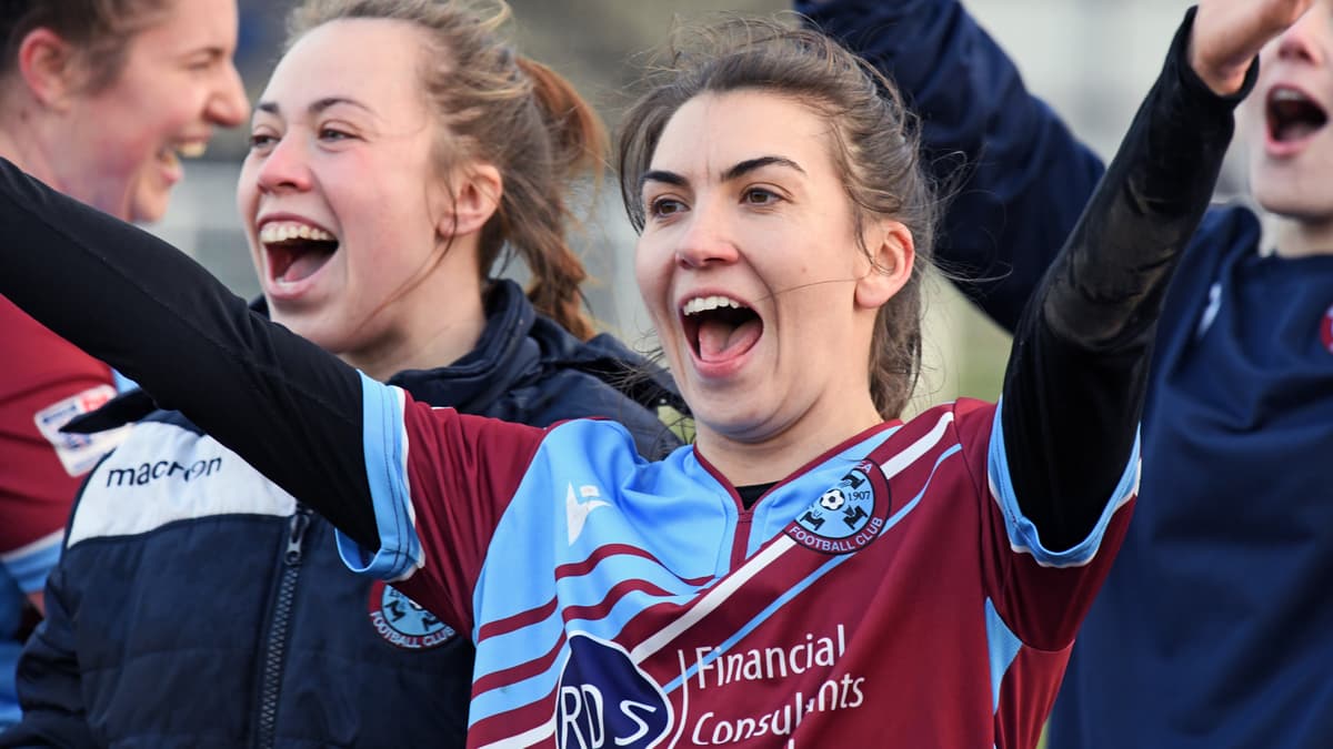Badshot Lea Ladies win Thames Valley Counties Women’s Football League
